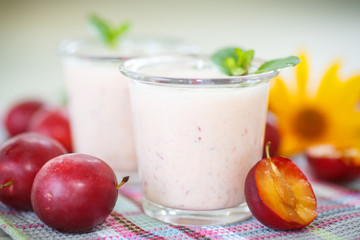plum smoothie