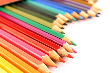 Wavy form with color pencils