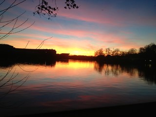 Fototapeta premium Sonnenuntergang Nürnberg Dutzendteich