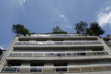 Immeuble moderne du quartier de Passy à Paris