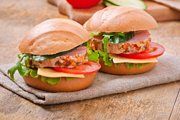 Sandwich with ham, cheese and fresh vegetables