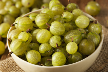 Organic Raw Green Gooseberries