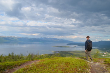 Naklejka premium Hiking above the Abisko valley on mount Nuolja