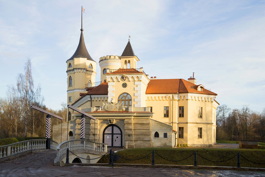Замок Бип в ноябре. Павловск