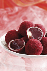 Praline,gefüllt mit Fruchtfleisch Pralinens