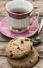 oatmeal cookies with raisins