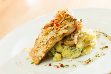 fish with potatoes