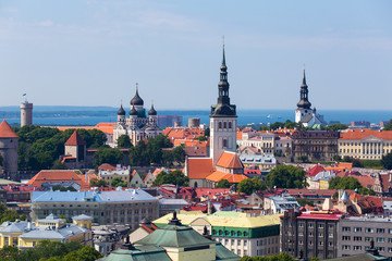 Naklejka na ściany i meble Old Town in Tallinn