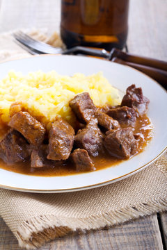 beef stew with gravy