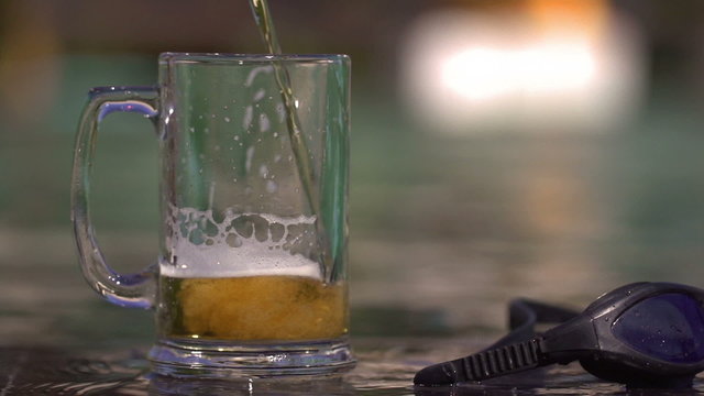 Beer pour to stein, steadycam shot, slow motion shot at 240fps