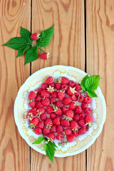 Raspberries on the plate