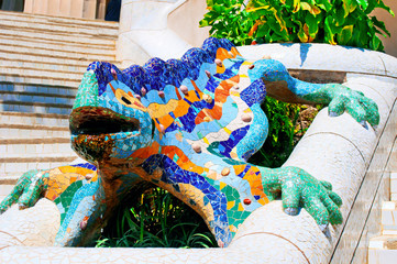 Fototapeta premium Mosaic Salamander in Barcelona Park Guell