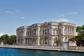 Fototapeta premium Dolmabahce Palace Bosphorus