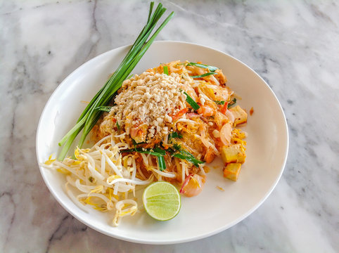 Stir-fried Glass Noodle - Phad thai