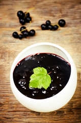 black currants jam