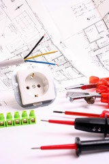 Elektrikerwerkzeug- und material