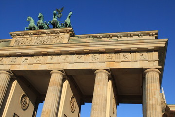 Brandenburger Tor mit Quadriga in Berlin © holger.l.berlin