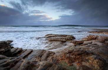 Oak Park, Cronulla on a rainy day with choppyn seas