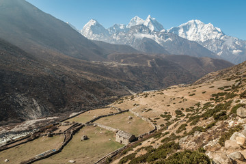 Fototapeta na wymiar Himalayan Valley in Nepal