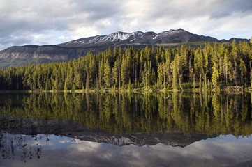 Fototapeta na wymiar Lake Reflection