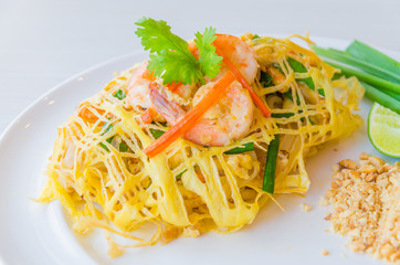 Pad thai