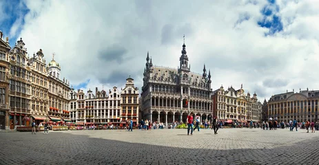 Schilderijen op glas Panoramisch uitzicht op de Grote Markt in Brussel België. © fischers