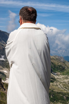 prete in montagna