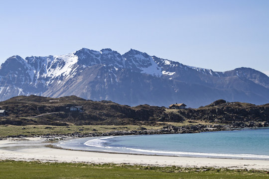 Sandstrand auf Gimsoy