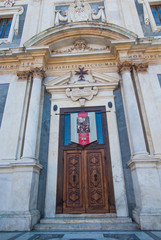 Chiesa di Santo Stefano dei Cavalieri, portale, Pisa