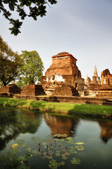 Fototapeta na wymiar Wat Si Sawei in Sukothai Thailand