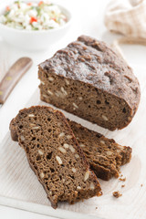 rye bread with seeds