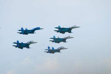 Fototapeta na wymiar Military air fighter