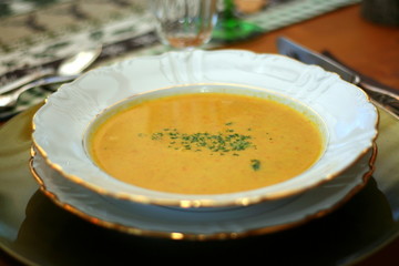 Grünkernsuppe