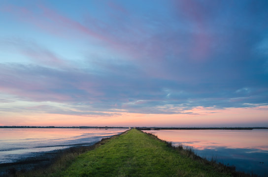 Tramonto sulle saline