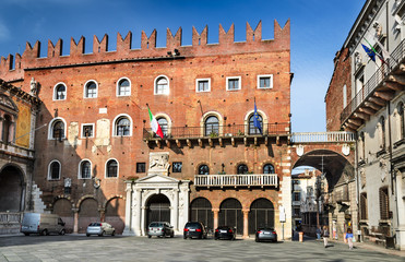 Piazza dei Signori, Verona