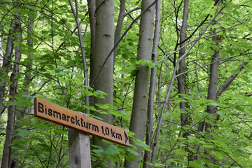 Wegweiser zum Bismarckturm Bad Pyrmont