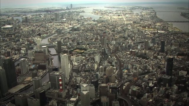 大阪市から海への空撮