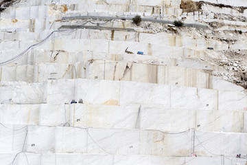 Fototapeta premium quarry of white marble