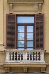 Fototapeta na wymiar Old siclian window