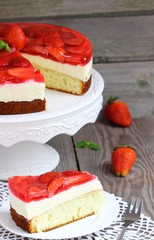 Cake mousse strawberry