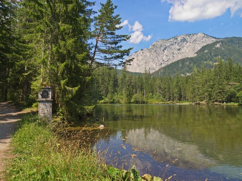 Trag&ouml;ss Kreuzteich / Obersteiermark