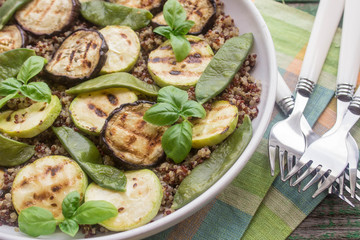 quinoa salad with grilled vegetables