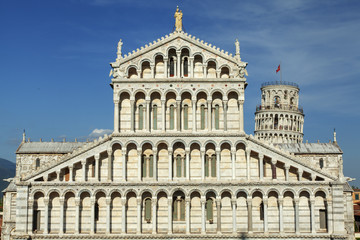 Fototapeta na wymiar Dom von Pisa mit Schiefem Turm