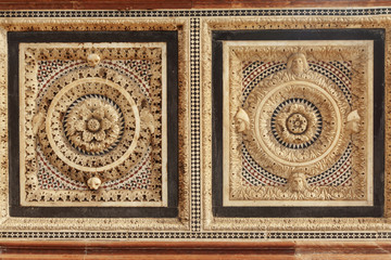 Ornamente vom Taufbecken, Baptisterium von Pisa