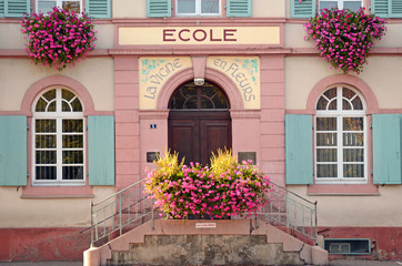 alte Schule im Elsass