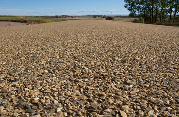 Carretera Rural a Ras del Suelo