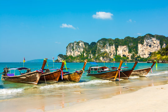 Tropical island paradise on Railey beach