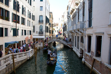 Fototapeta na wymiar kanal in Venedig