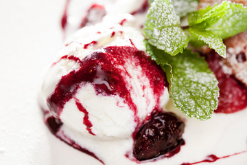 vanilla ice cream with berries