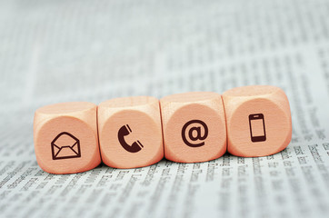 News - W&uuml;rfel auf Zeitung